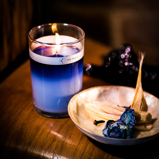 icelandic moonflower petal topped candle