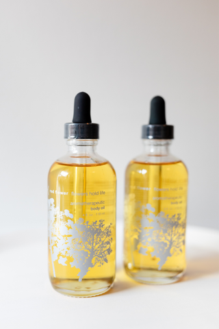 amber wood aromatherapeutic body oil