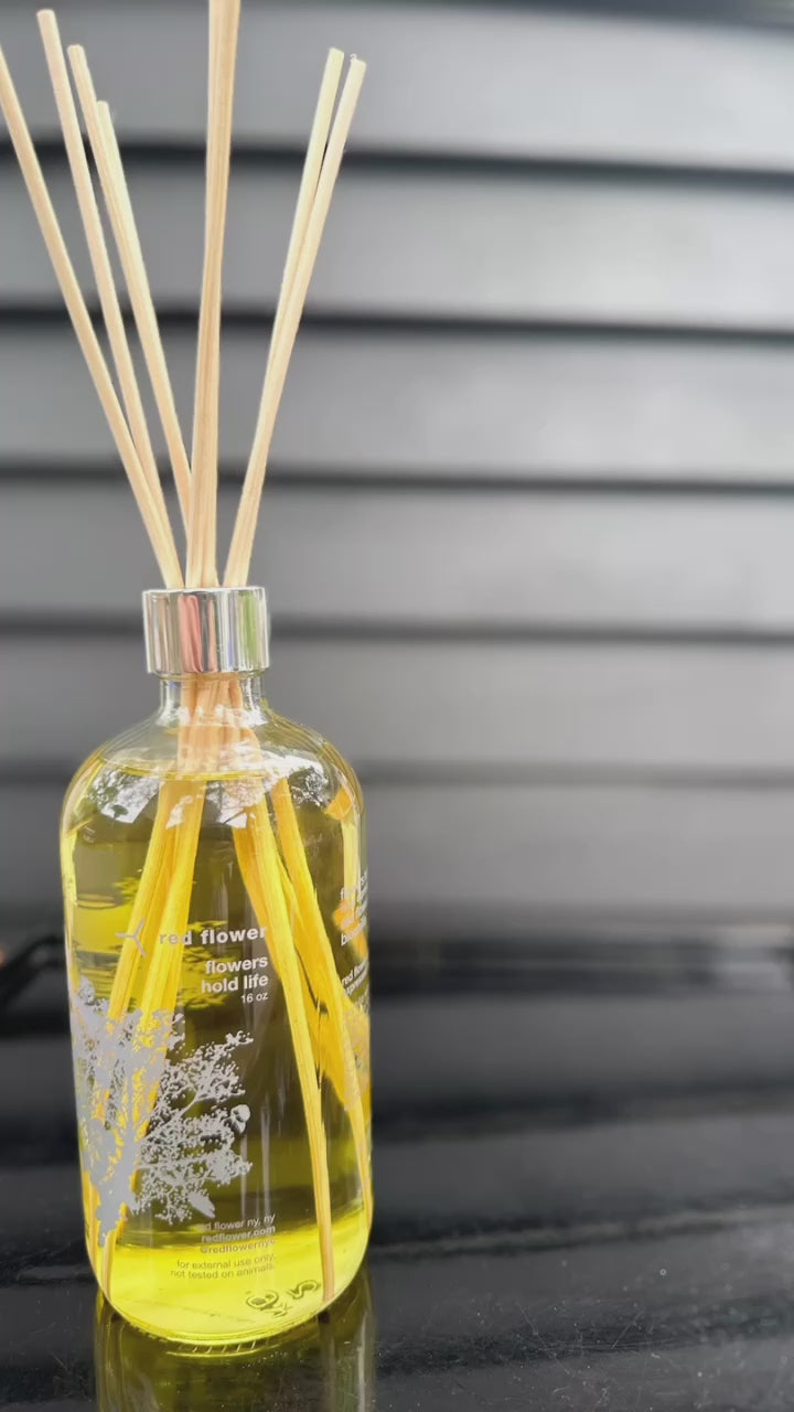 red flower Ocean Room Diffuser - Thumbnail 2